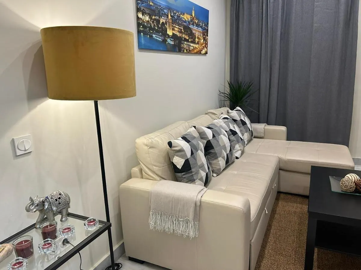 Apartamento Fibes-Congresos Parking Gratis Seville 0*,